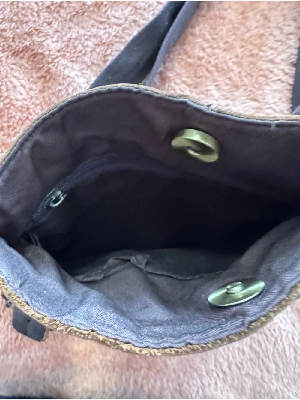 Men's Brown Leather Messenger Crossbody Bag - Picture 11 of 16